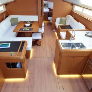 jachty na Balearach - Sun Odyssey 509