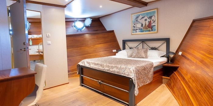 Kabina z łazienką - motorsailer Chorwacja