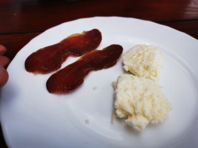 Czarnogóra kajmak i szynka