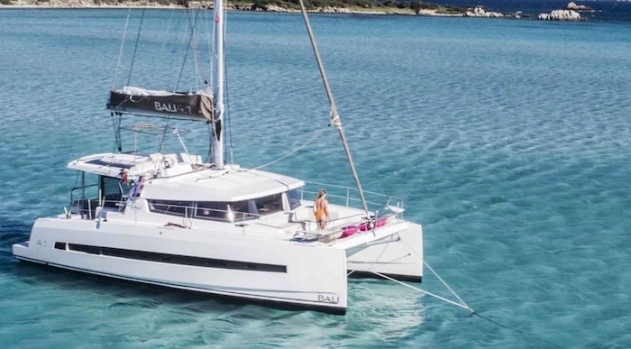 Bali-4_1-Czarter-Polinezja-LEO-Yachting.jpeg