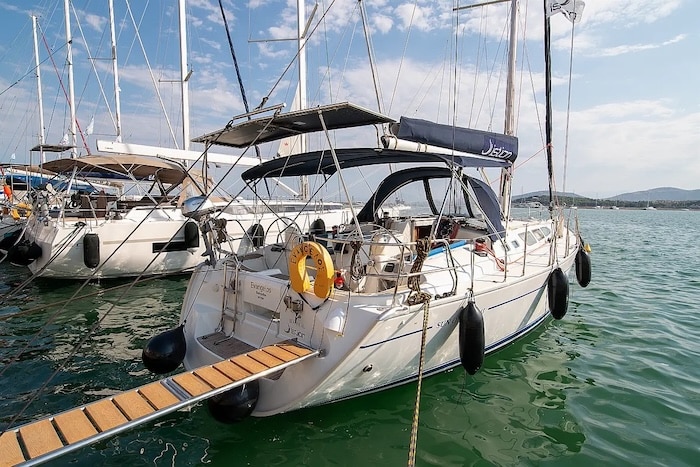 czarter-jachtu-w-Grecji-Sun-Odyssey-43.jpeg